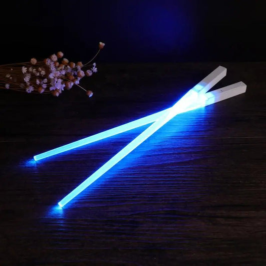 Lightsaber Chopsticks - getallfun