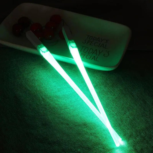 Lightsaber Chopsticks - getallfun